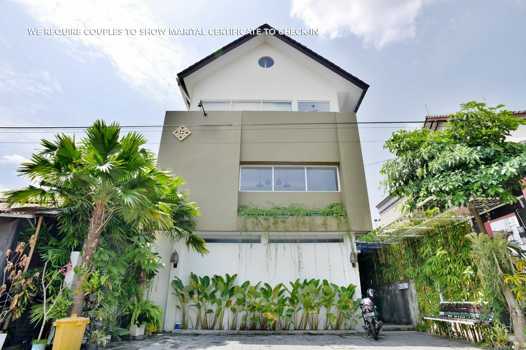Zen Rooms Pogung Syariah Kejayan Экстерьер фото